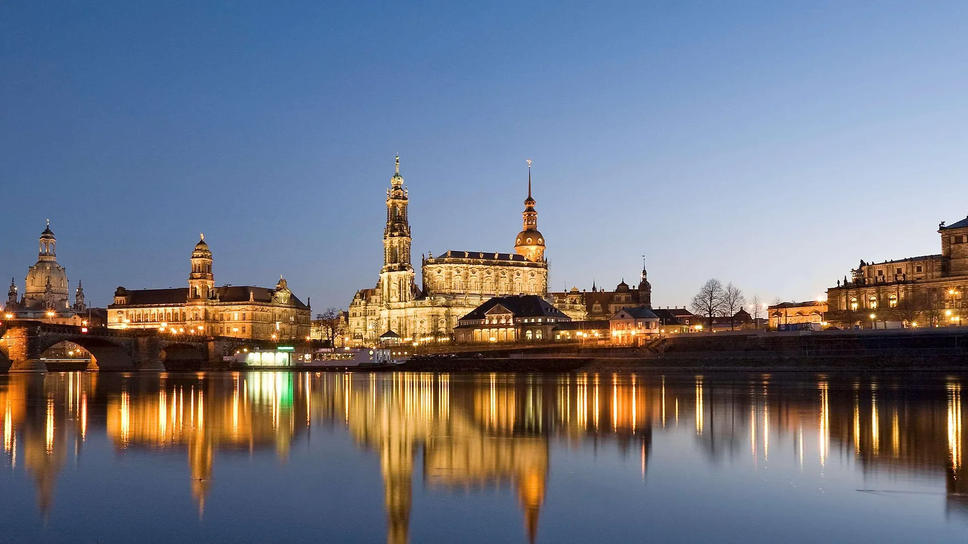 *** Hotel Ibis Styles Dresden Neustadt Tyskland
