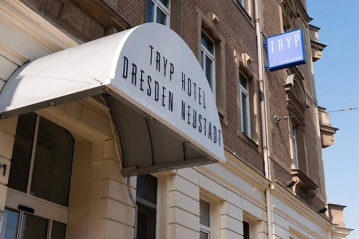 Ibis Styles Dresden Neustadt 3*,