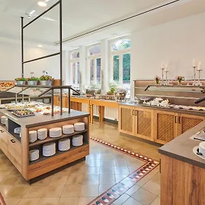 Mutterhaus 4* Dusseldorf